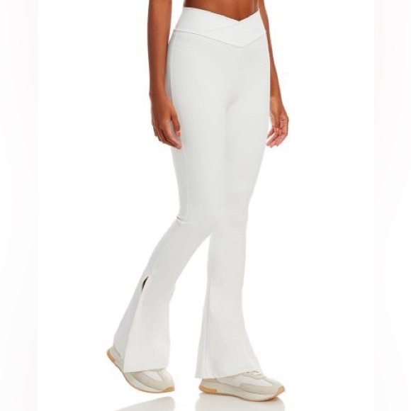 White cross cross legging with bottom slits - Picture 1 of 7